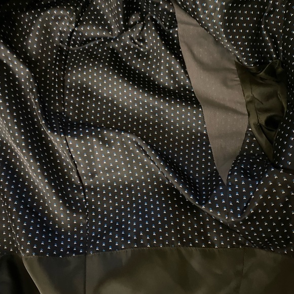 Haggar suite ( 2 pieces ) men’s classic. Looks like new. - Picture 10 of 15